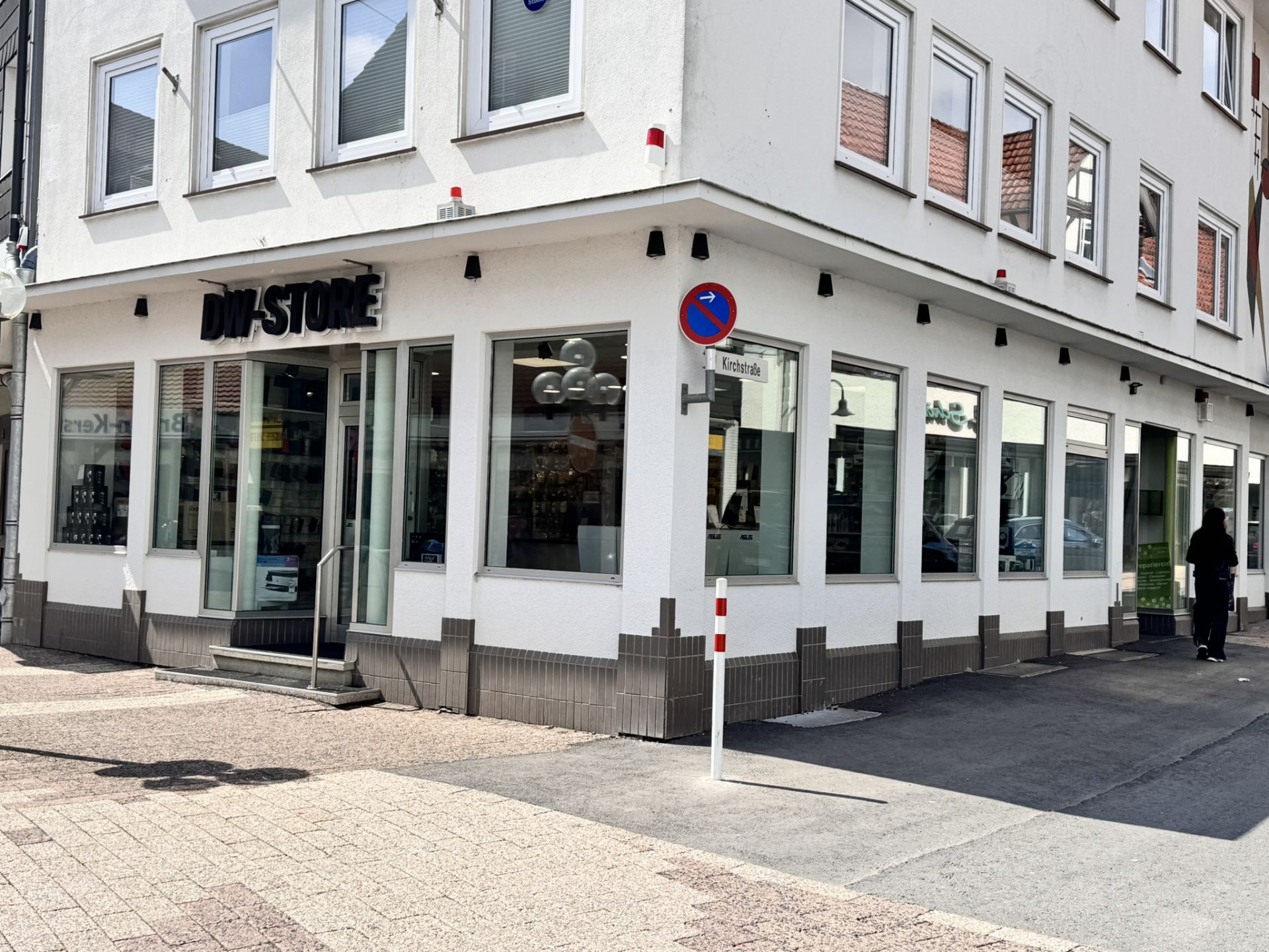 DW-STORE Netzwerkdienstleistungen